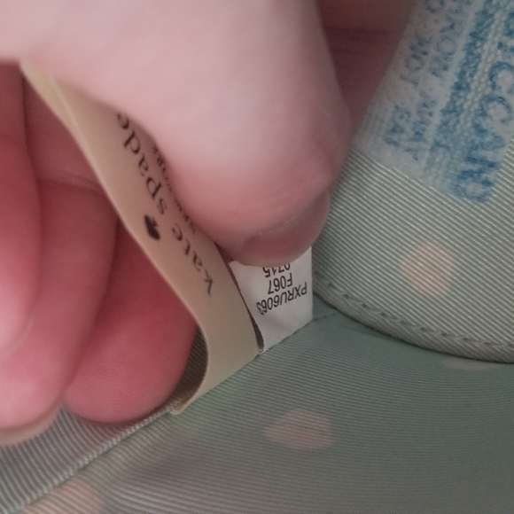 Magnolia Bakery Cupcake bag - Picture 4 of 6